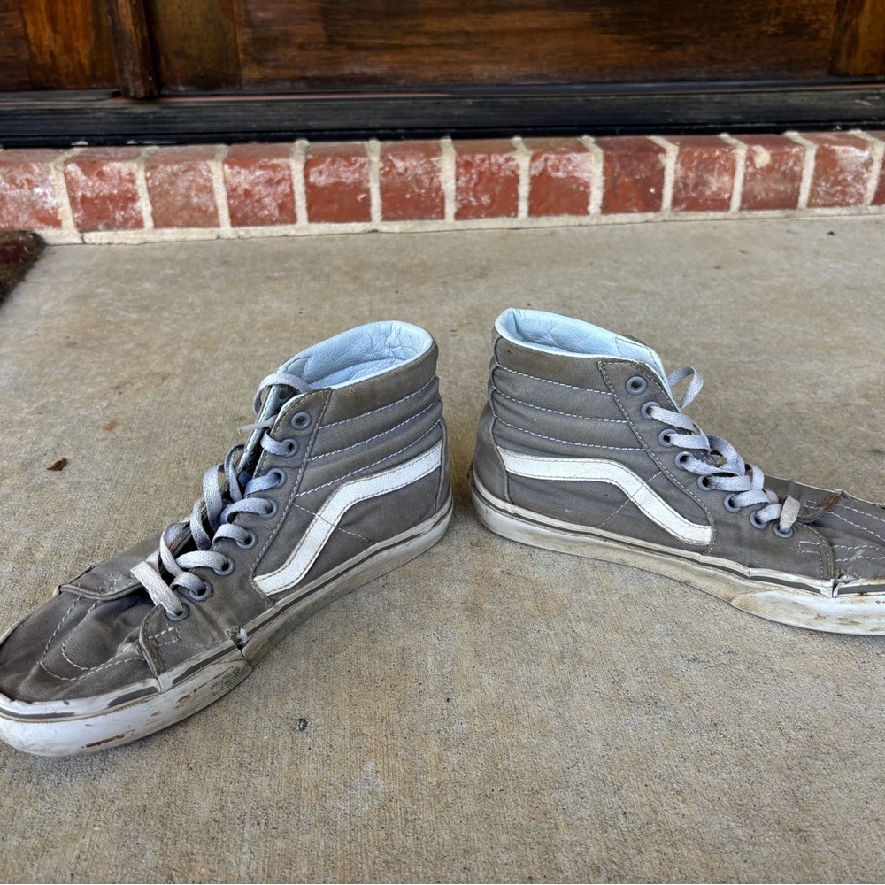 Women’s Gray Vans High-Top Sneakers - Picture 5 of 8